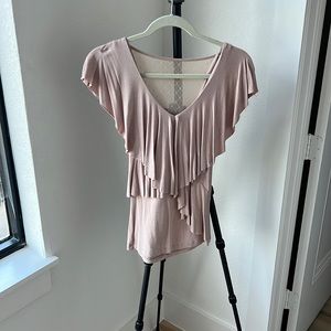 Light dusty pink ruffle short sleeve top